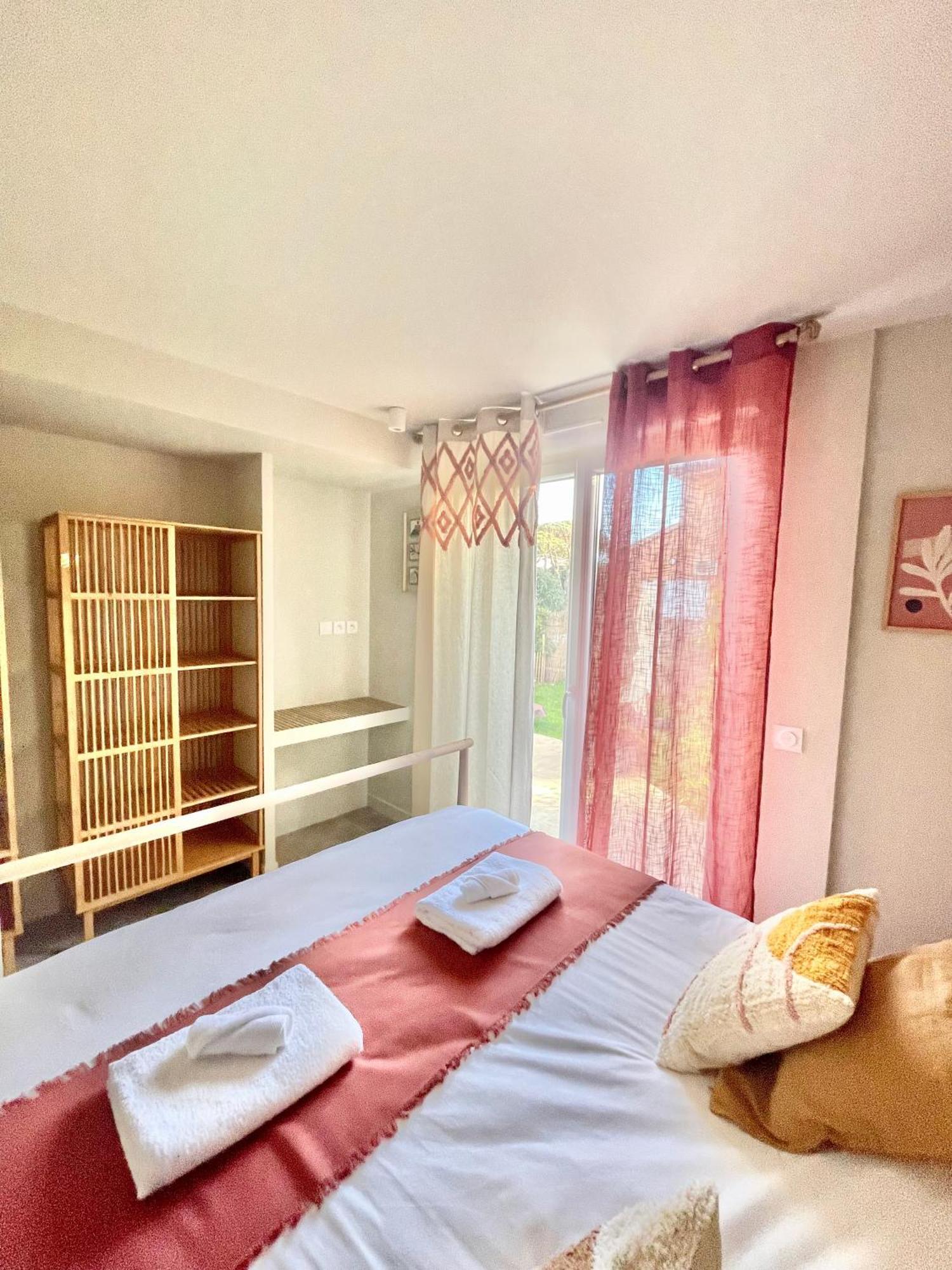 Bas De Villa - 300M Plage De La Capte - 2 Hebergements Disponibles 히에레 외부 사진